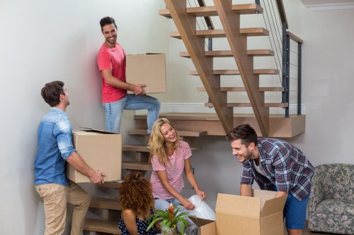 Local moving support for flats and houses in Dulwich