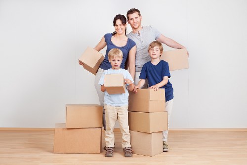 Local movers planning access and parking for a Dulwich property